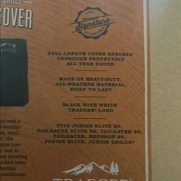 Traeger Black Grill Cover for 20 Series - Picture 3 of 6